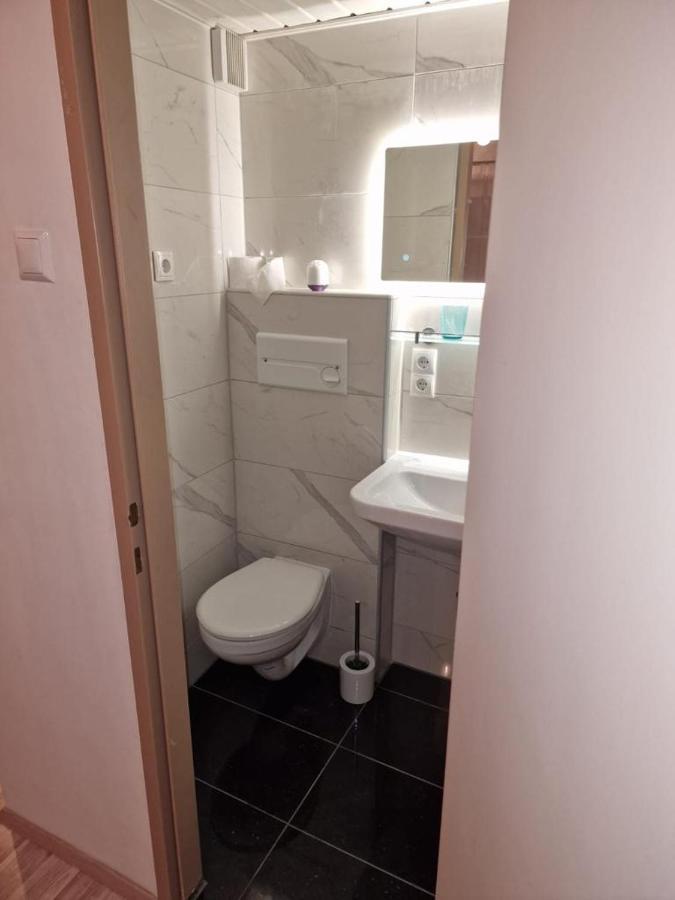 Ferienwohnung Claudia Altossiach Bagian luar foto